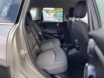 MINI Hatch 1.5 Cooper D Euro 6 (s/s) 5dr