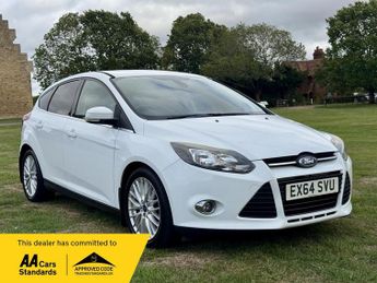 Ford Focus 1.6 Zetec Navigator Powershift Euro 5 5dr
