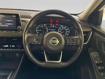 Nissan Qashqai 1.3 DIG-T MHEV Acenta Premium SUV 5dr Petrol Hybrid Manual Euro 