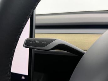Tesla Model Y SUV 5dr Electric Auto RWD (346 ps)