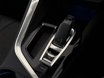 Peugeot 3008 1.2 PureTech Allure SUV 5dr Petrol EAT Euro 6 (s/s) (130 ps)
