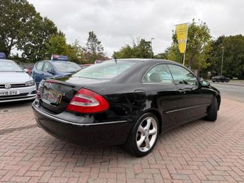 Mercedes-Benz CLK 3.2 CLK320 Elegance Coupe 2dr Petrol Automatic (250 g/km, 215 bh