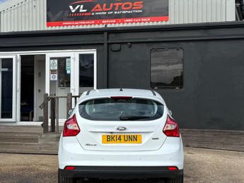Ford Focus 1.0T EcoBoost Titanium X Euro 5 (s/s) 5dr