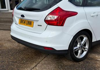 Ford Focus 1.0T EcoBoost Titanium X Euro 5 (s/s) 5dr