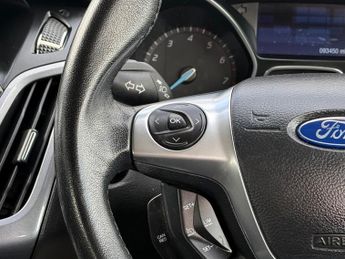 Ford Focus 1.0T EcoBoost Titanium X Euro 5 (s/s) 5dr