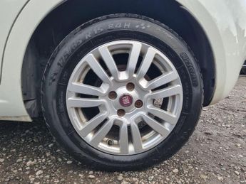 Fiat Punto 1.2 Easy Manual Euro 5 5dr