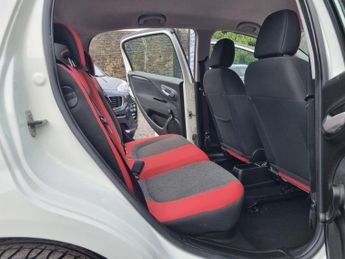 Fiat Punto 1.2 Easy Manual Euro 5 5dr