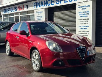 Alfa Romeo Giulietta 1.4 TB MultiAir Lusso Hatchback 5dr Petrol TCT Euro 5 (s/s) (170