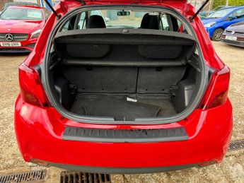 Toyota Yaris 1.5 VVT-h Icon E-CVT Euro 6 5dr