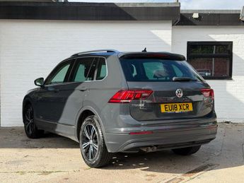 Volkswagen Tiguan 2.0 TDI SE Navigation DSG Euro 6 (s/s) 5dr