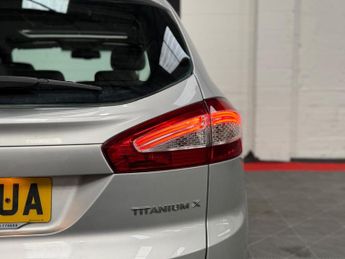 Ford Mondeo 2.0 TDCi Titanium X Powershift Euro 5 5dr