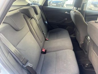 Ford Focus 1.0T EcoBoost Titanium Euro 6 (s/s) 5dr