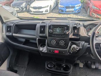 Peugeot Boxer 2.0 BlueHDi 335 Professional L3 H2 Euro 6 5dr