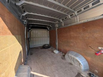 Peugeot Boxer 2.0 BlueHDi 335 Professional L3 H2 Euro 6 5dr