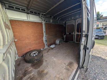 Peugeot Boxer 2.0 BlueHDi 335 Professional L3 H2 Euro 6 5dr