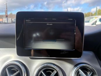 Mercedes-Benz CLA 2.1 CLA220d AMG Line Shooting Brake 7G-DCT Euro 6 (s/s) 5dr