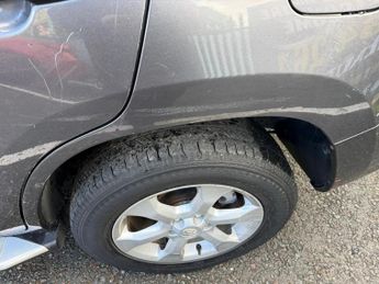 Toyota RAV4 2.2 D-CAT XT-R Auto 4WD Euro 5 5dr
