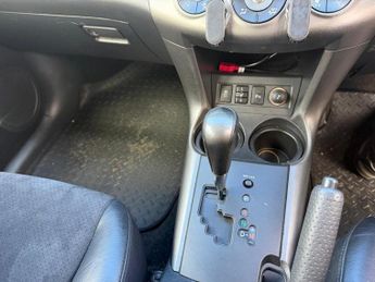 Toyota RAV4 2.2 D-CAT XT-R Auto 4WD Euro 5 5dr