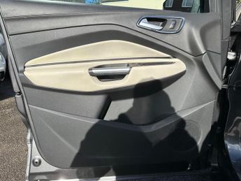 Ford Kuga 2.0 TDCi Vignale Powershift AWD Euro 6 (s/s) 5dr