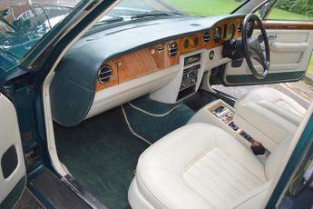 Rolls-Royce Silver Spur 6.8 II 4dr