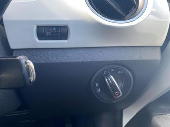 Volkswagen up! 1.0 High up! Hatchback 5dr Petrol ASG Euro 6 (75 ps)