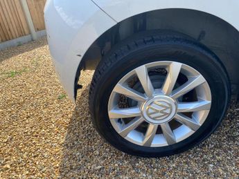 Volkswagen up! 1.0 High up! Hatchback 5dr Petrol ASG Euro 6 (75 ps)