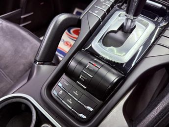 Porsche Cayenne 3.0 V6 E-Hybrid S Platinum Edition TiptronicS 4WD Euro 6 (s/s) 5