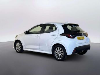 Toyota Yaris 1.5 VVT-h Icon Hatchback 5dr Petrol Hybrid E-CVT Euro 6 (s/s) (1