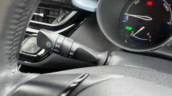 Toyota C-HR 1.8 VVT-h Design CVT Euro 6 (s/s) 5dr