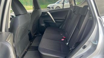 Toyota RAV4 2.0 V-Matic Icon SUV 5dr Petrol Multidrive S 4WD Euro 5 (151 ps)