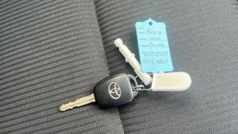 Toyota RAV4 2.0 V-Matic Icon SUV 5dr Petrol Multidrive S 4WD Euro 5 (151 ps)