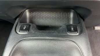 Toyota Corolla 1.8 VVT-h Icon Tech Hatchback 5dr Petrol Hybrid CVT Euro 6 (s/s)