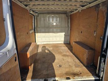 Peugeot Boxer 2.2 HDi 330 Professional L1 H1 4dr