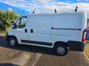 Peugeot Boxer 2.2 HDi 330 Professional L1 H1 4dr