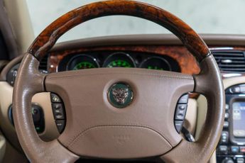 Jaguar XJ 3.0 XJ6 4dr