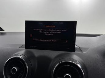 Audi Q2 1.4 TFSI CoD S line S Tronic Euro 6 (s/s) 5dr