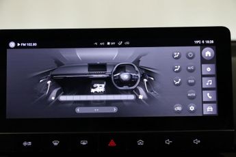 MG MG4 64kWh SE Long Range Auto 5dr