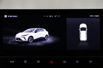 MG MG4 64kWh SE Long Range Auto 5dr