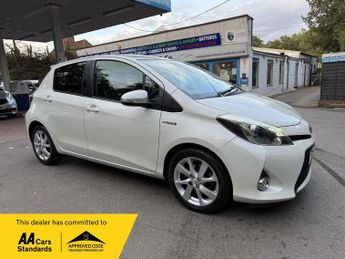 Toyota Yaris 1.5 VVT-h T Spirit CVT Euro 5 5dr