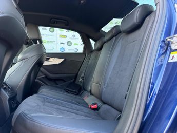 Audi A4 2.0 TDI 35 S line S Tronic Euro 6 (s/s) 4dr
