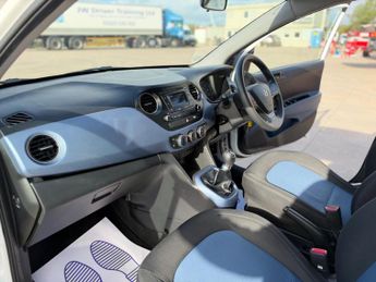 Hyundai i10 1.0 SE Euro 5 5dr