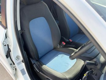 Hyundai i10 1.0 SE Euro 5 5dr