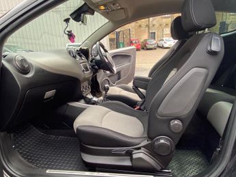Alfa Romeo MiTo 1.6 JTDM-2 Distinctive Euro 5 (s/s) 3dr