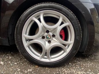 Alfa Romeo MiTo 1.6 JTDM-2 Distinctive Euro 5 (s/s) 3dr