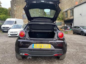 Alfa Romeo MiTo 1.6 JTDM-2 Distinctive Euro 5 (s/s) 3dr