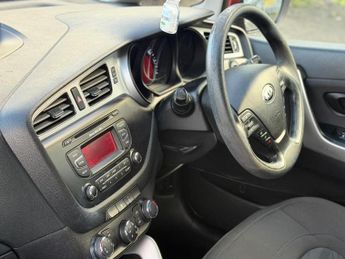 Kia Ceed 1.6 CRDi EcoDynamics 1 Euro 5 (s/s) 5dr