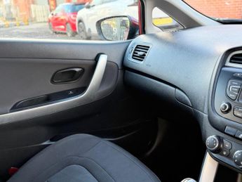 Kia Ceed 1.6 CRDi EcoDynamics 1 Euro 5 (s/s) 5dr