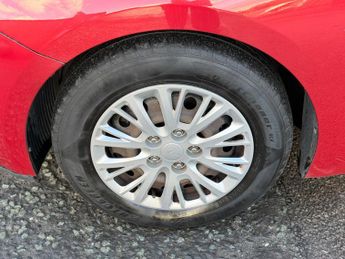 Kia Ceed 1.6 CRDi EcoDynamics 1 Euro 5 (s/s) 5dr