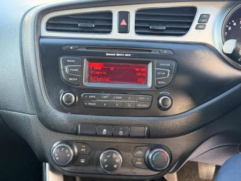 Kia Ceed 1.6 CRDi EcoDynamics 1 Euro 5 (s/s) 5dr