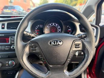 Kia Ceed 1.6 CRDi EcoDynamics 1 Euro 5 (s/s) 5dr